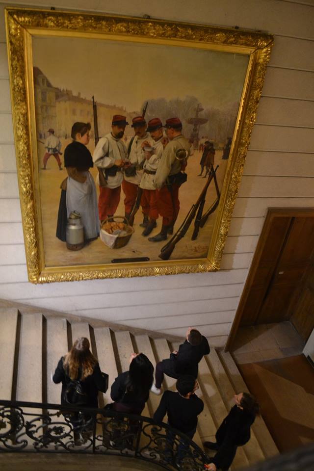 joueurs dans l'escalier 