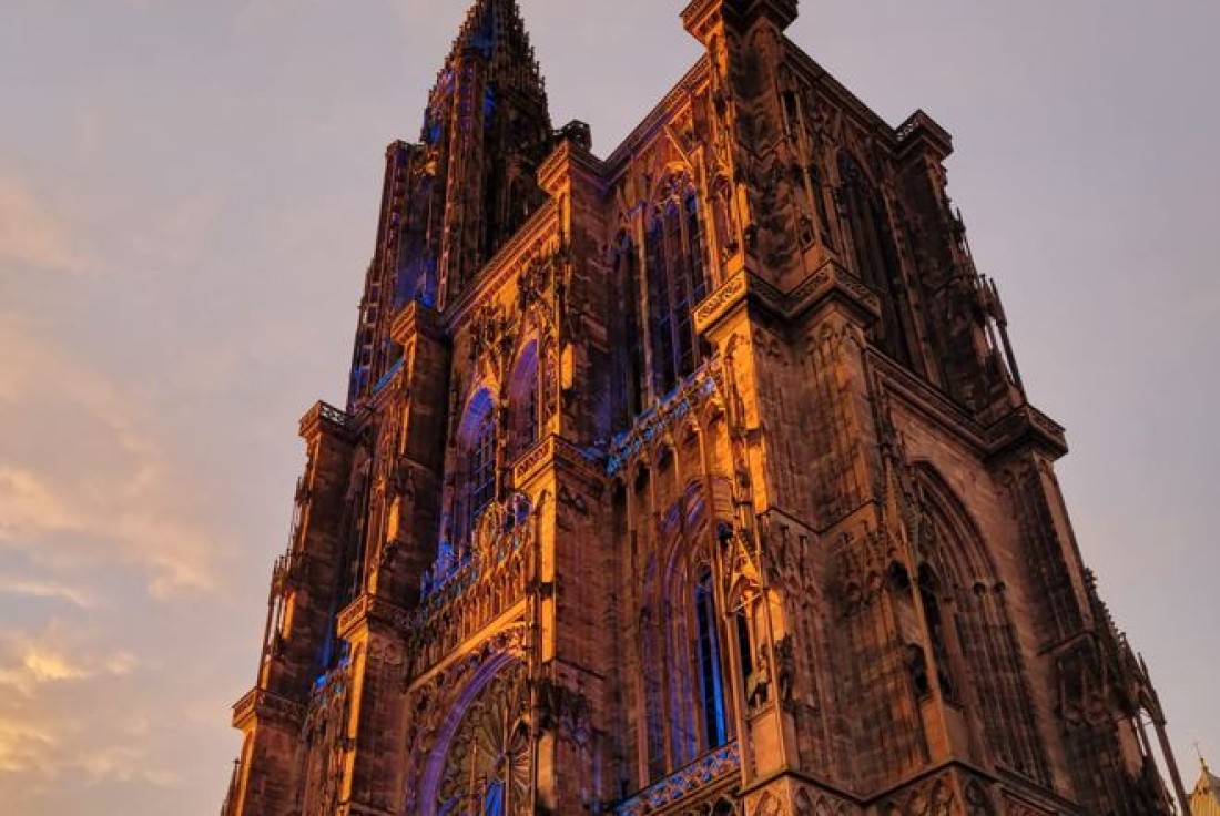 Vignette de la médiation Montez dans la flèche de la cathédrale de Strasbourg… sans bouger d’un pas !