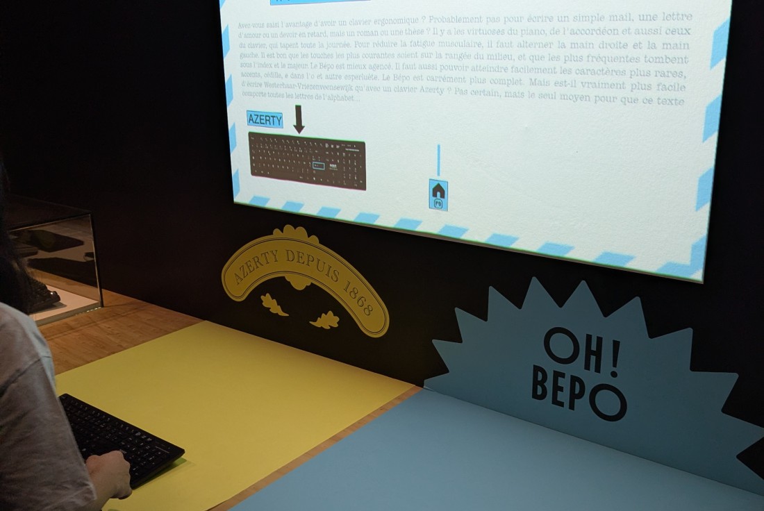 Vignette de la médiation Expo Flops ?! : la médiation autour du clavier BÉPO