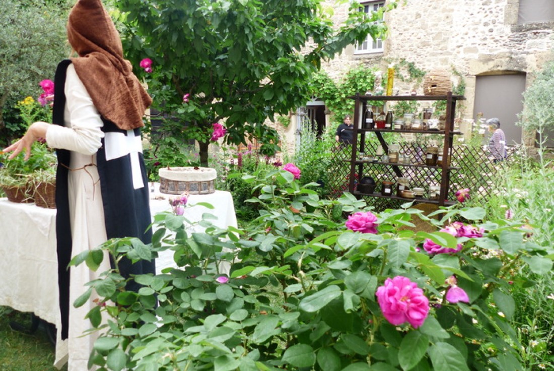 Vignette de la médiation Marchand de couleurs, l'autre métier de l'apothicaire